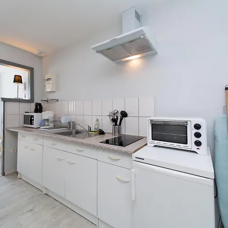 Iris Des Marais - Clim & Parking - Chelona'loc Apartment *